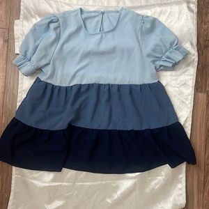 Variety of blue blouse. can’t remember if it’s a M or L.